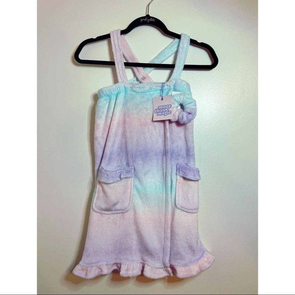 SOLD - Cotton Candy Girls Robe with scrunchie ☁️✨